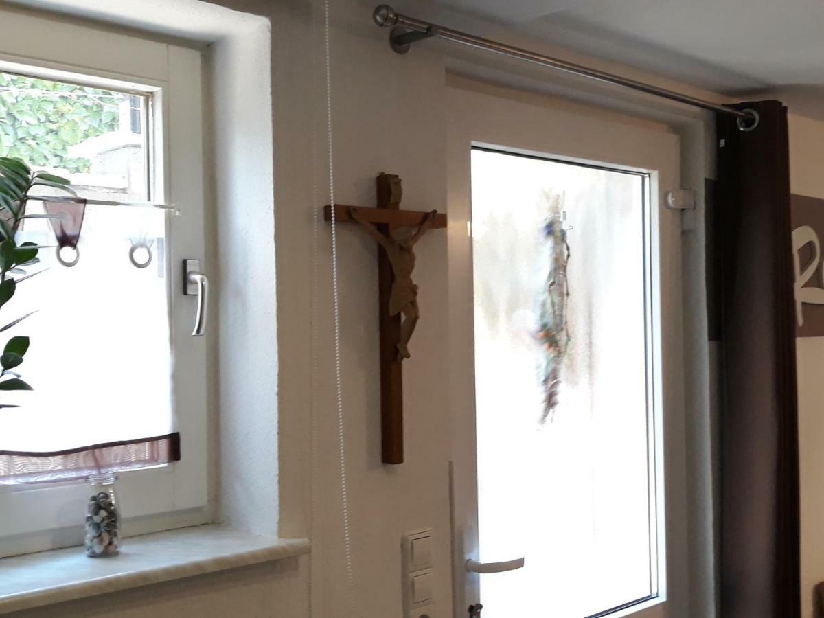 Ferienwohnung-Wieber คัปเพล-กราเฟินเฮาเซน ภายนอก รูปภาพ